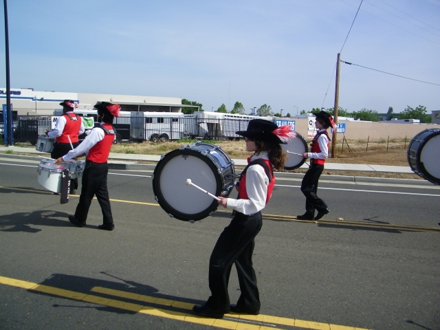 Elk Grove Festa Parade