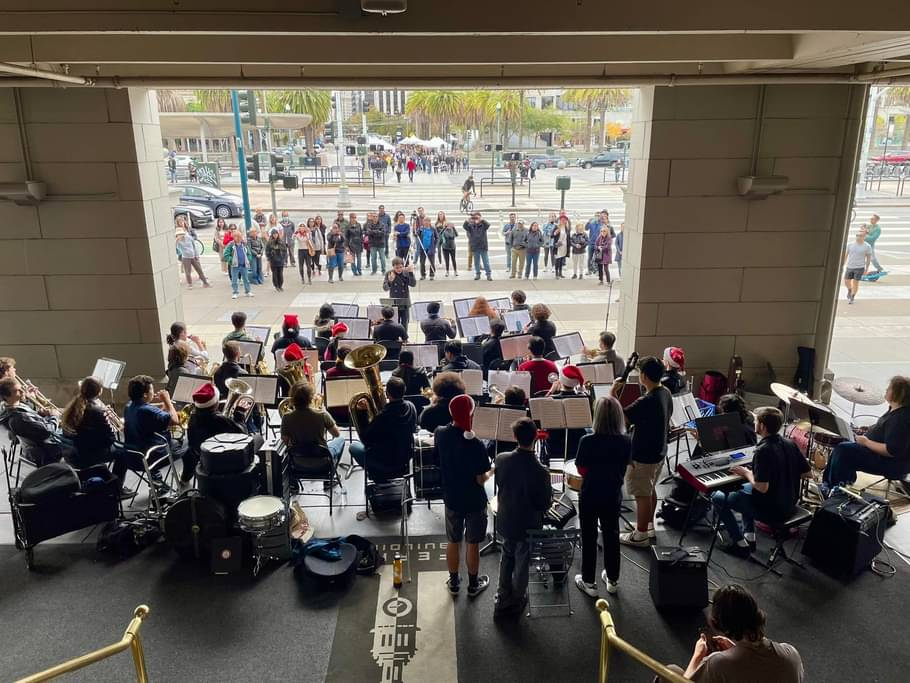 The Symphonic Band in San Fransisco during the 2023 Holiday Season.
